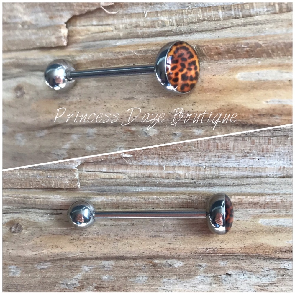 Animal Print Tongue Ring‎